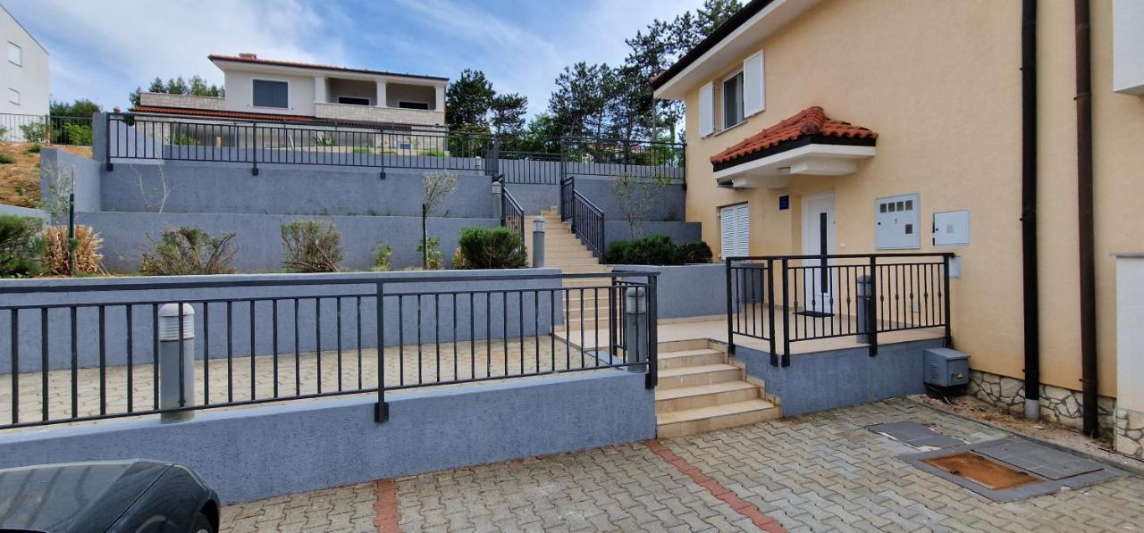 Riviera Apartment *